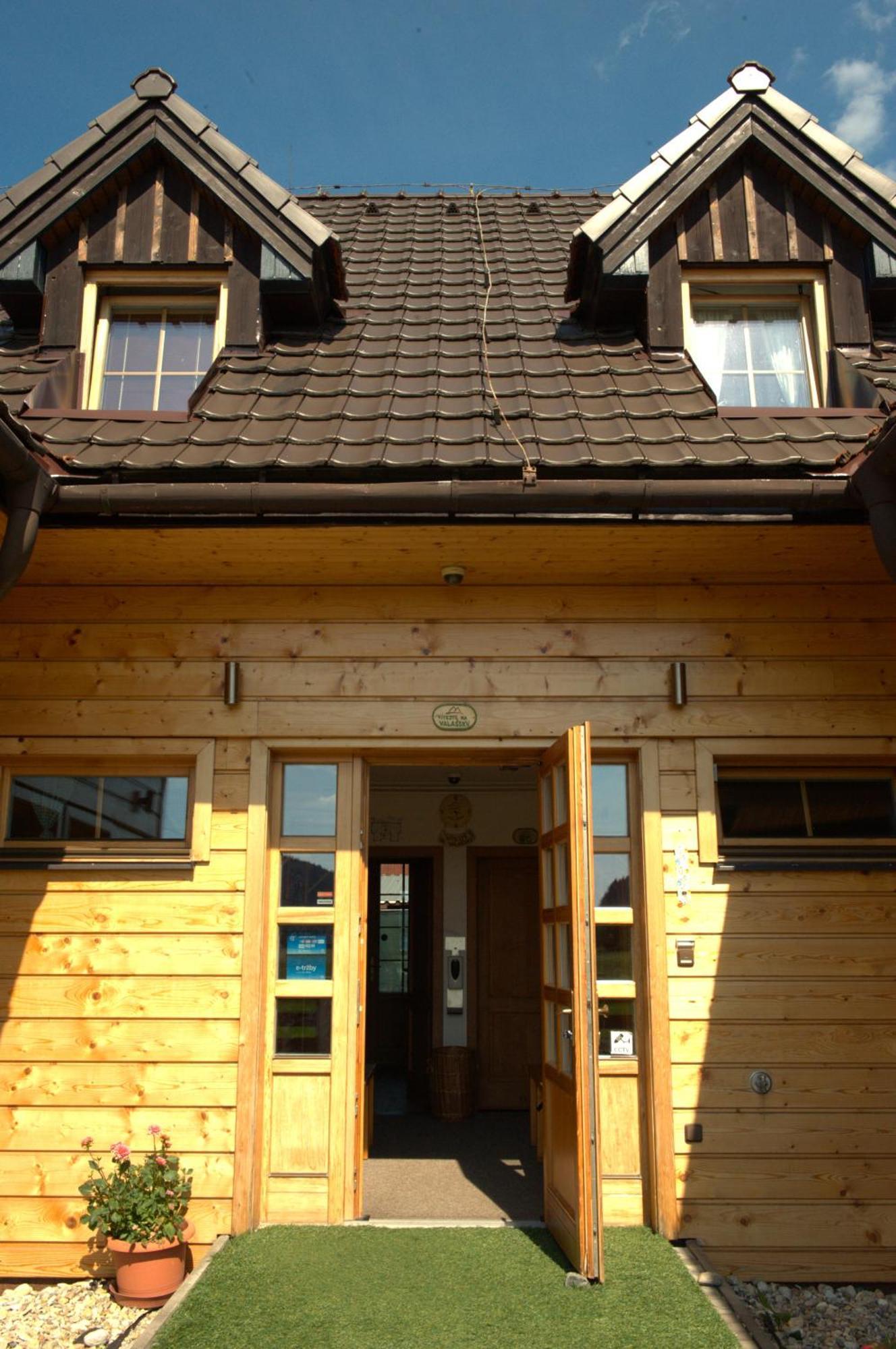 Apartmany Velké Karlovice Exterior foto